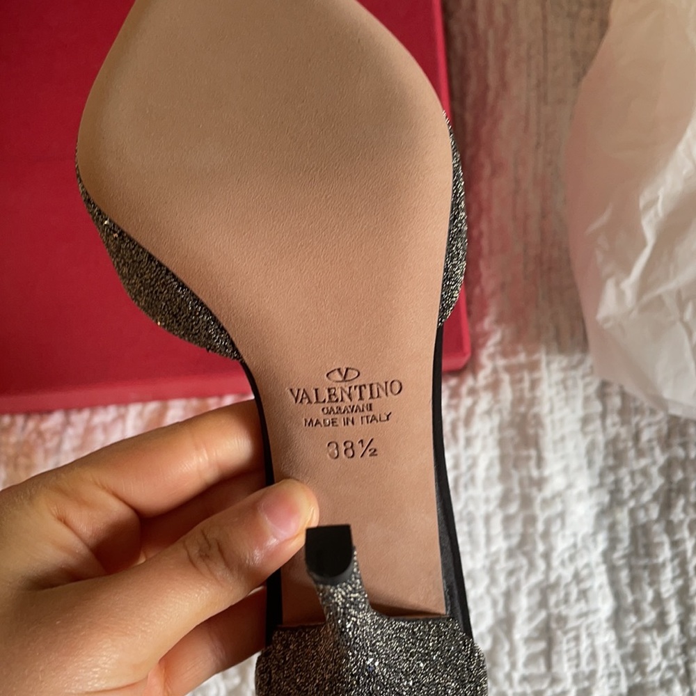 Valentino Garavani Glitter Ankle Wrap Pumps - Picture 12 of 17